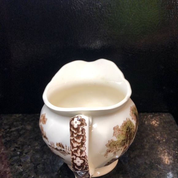 Vintage Johnson Brothers The Old Mill Pattern Creamer. - Picture 7 of 11
